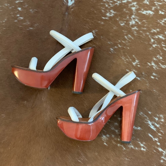 CHARLES JOURDAN Glossy Wood Platforms, Cream - Picture 2 of 13